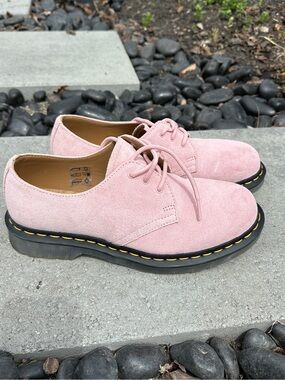 Dr. Martens Pink Suede Lace-Up Derby clear sole Sz 41, 8 men's 10 women